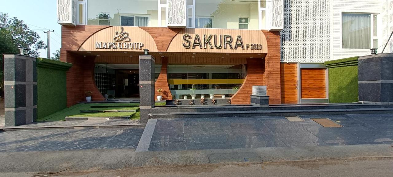 Hotel Sakura By Maps Gurgaon Exterior photo